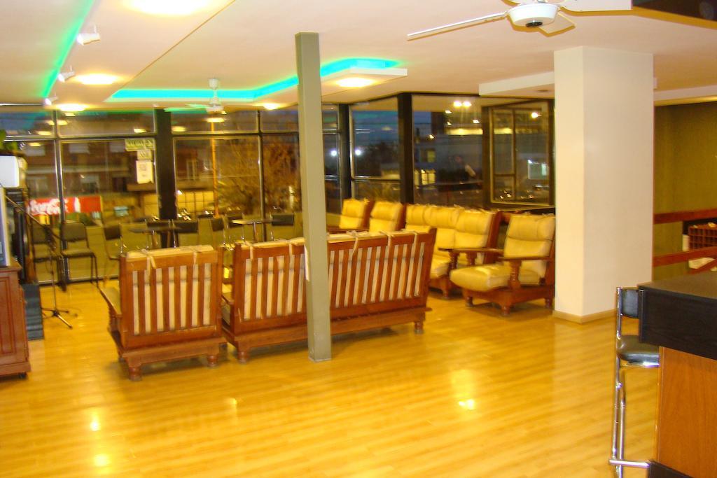 Hotel Temu Villa Carlos Paz Exterior photo