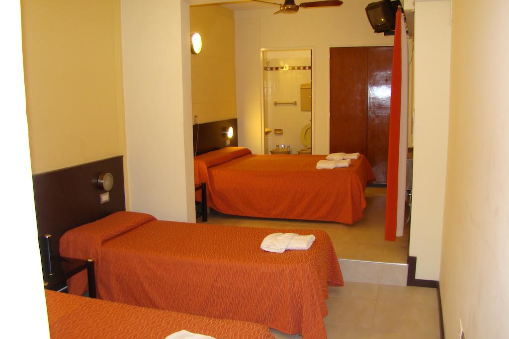 Hotel Temu Villa Carlos Paz Room photo